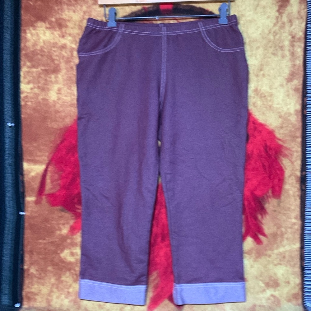 SUN MODA-women’s burgundy low stretch waistband capri legging/pants